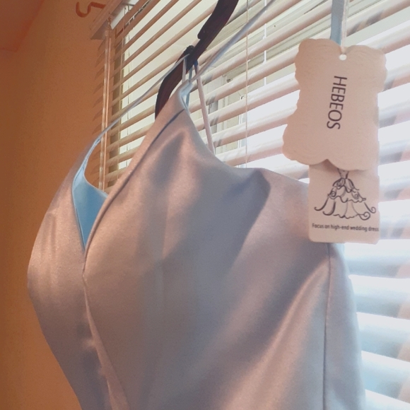 Formal dress - Picture 6 of 11